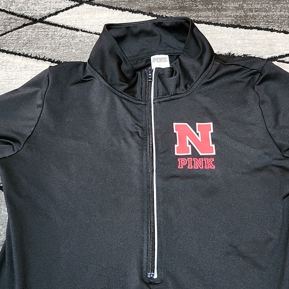 VINTAGE VS PINK 2016 REFLECTIVE TRIM HALF-ZIP NEBRASKA COLLEGIATE SHIRT JACKET - Picture 2 of 15